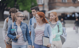 Os 5 melhores cartões para quem é universitário